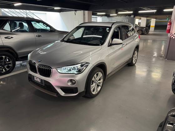 BMW X1 2.0 16V TURBO ACTIVEFLEX SDRIVE20I 4P AUTOMÁTICO